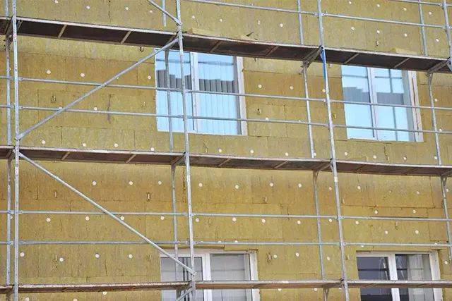 警惕！外墻保溫為何容易 “引火燒身”<strong></p>
<p>外墻保溫
</strong>，這些消防安全知識要知道:外墻保溫
